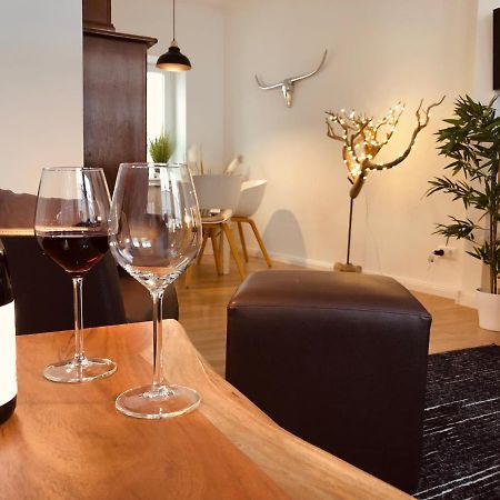 Altstadthus-Gemuetliches Ferienhaus Mit Gaertchen Friedrichstadt Bagian luar foto